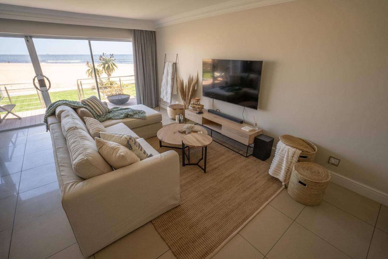 Deja Blue Beachfront Villa, Newly Renovated Langstrand Dış mekan fotoğraf